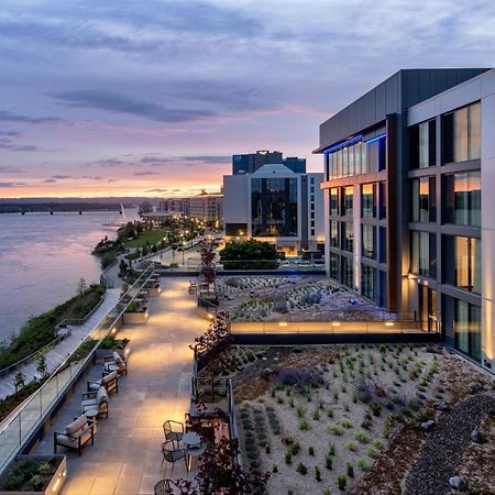 Ac Hotel By Marriott Vancouver Waterfront 外观 照片