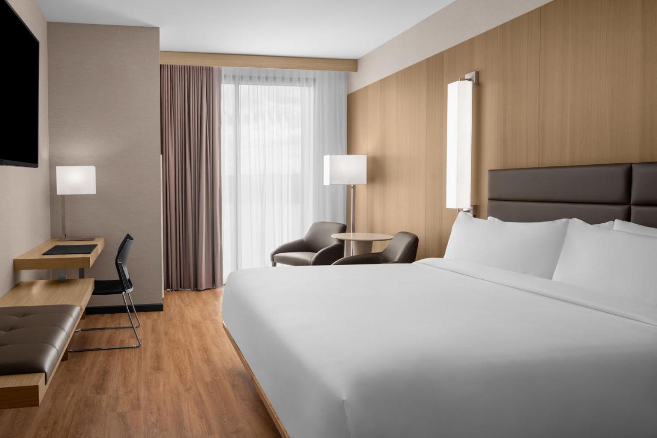 Ac Hotel By Marriott Vancouver Waterfront 外观 照片