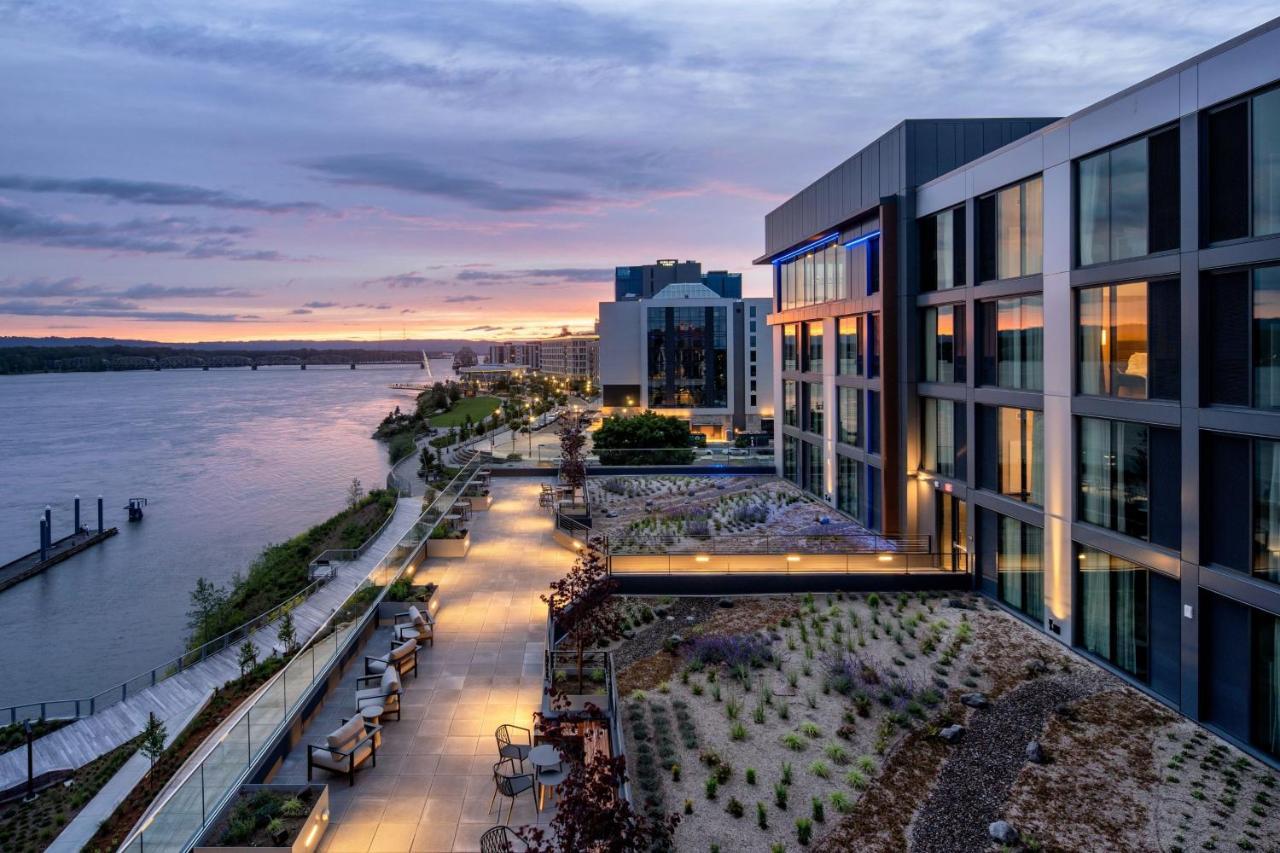 Ac Hotel By Marriott Vancouver Waterfront 外观 照片