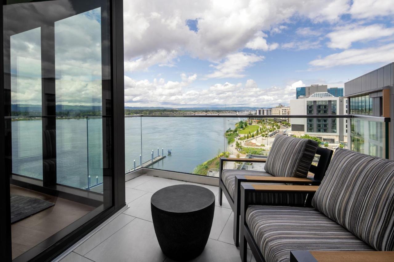 Ac Hotel By Marriott Vancouver Waterfront 外观 照片