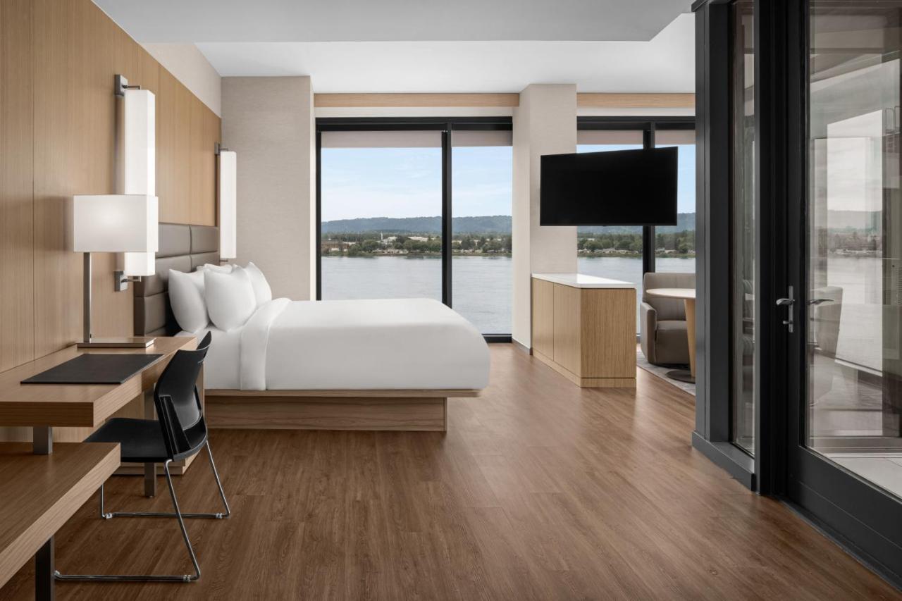 Ac Hotel By Marriott Vancouver Waterfront 外观 照片
