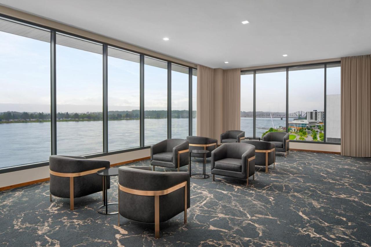 Ac Hotel By Marriott Vancouver Waterfront 外观 照片